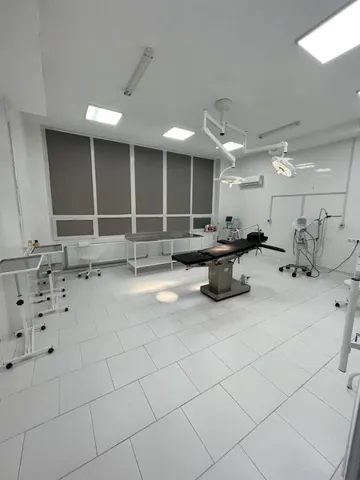 Головний лікар Веселовський про нові операційні Коростишівської лікарні — фото 5